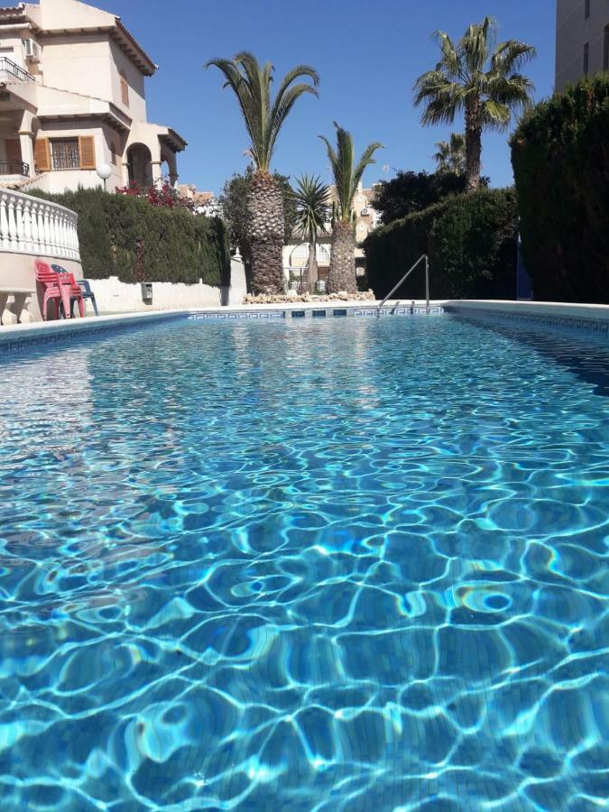 Residencia Alhambra Los Cisnes Торевьиа Экстерьер фото